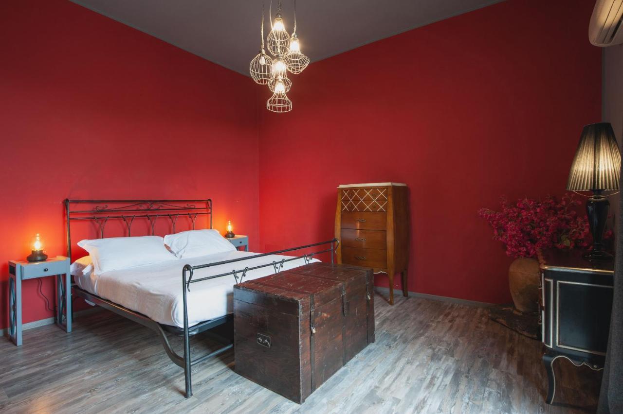 Ursino Apartment With Balcony By Wonderful Italy Catania Bagian luar foto