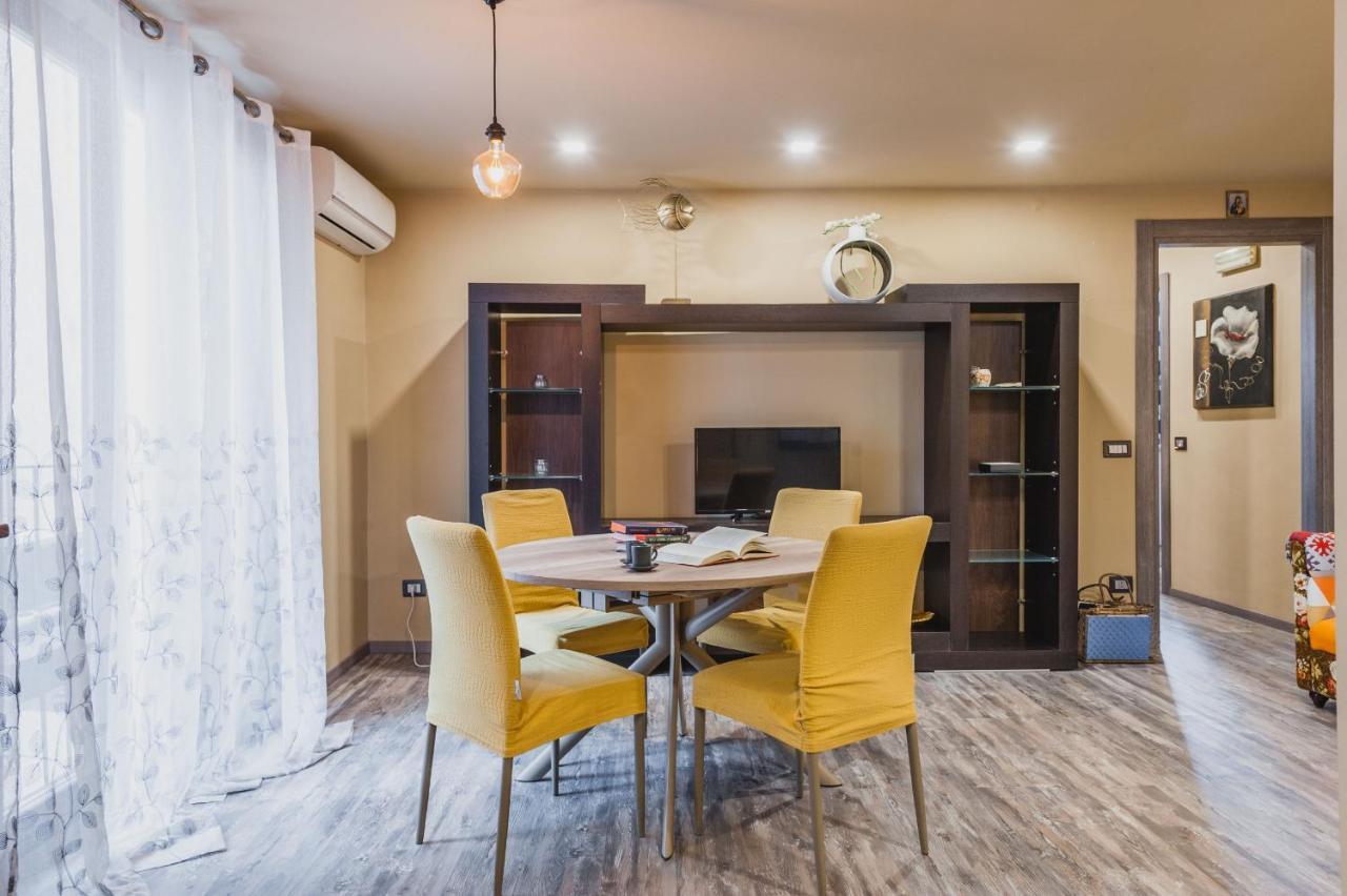 Ursino Apartment With Balcony By Wonderful Italy Catania Bagian luar foto